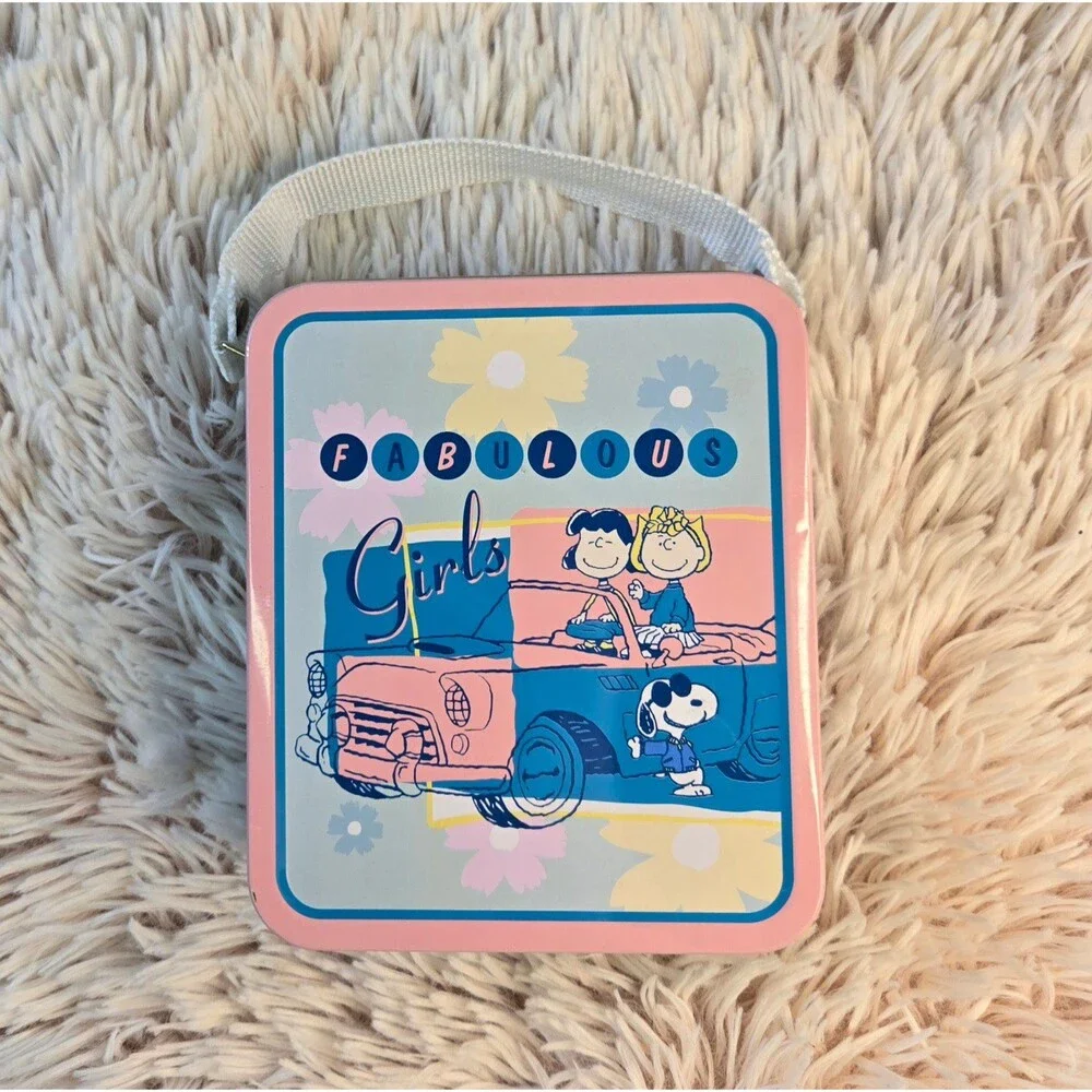 Peanuts Mini Tin Carrying Case Fabulous Girls Vintage 1999 Like New